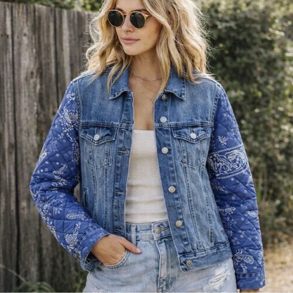 Kensie Quilted Bandana Sleeve Denim Jacket